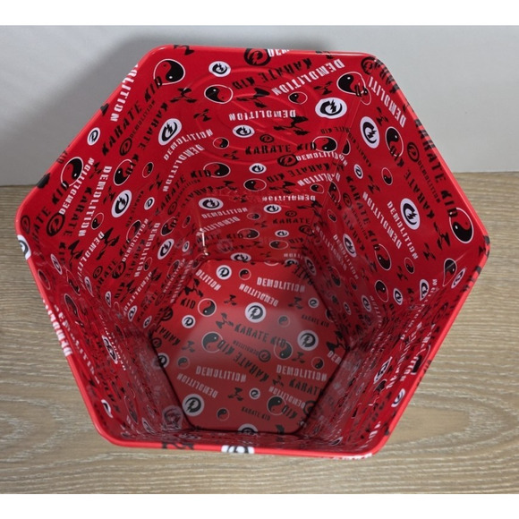 Karate Kid Legends Tin Popcorn Bucket Cinemark Exclusive 2025 New in Hand - Picture 7 of 9